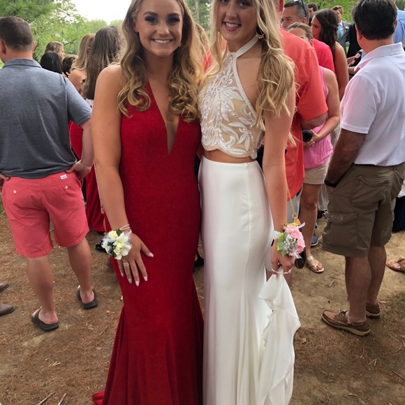 Ava Presley Prom Dress - Picture 2 of 4